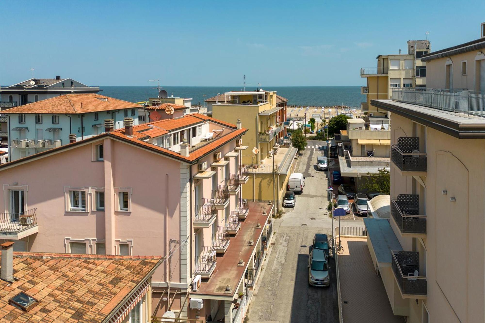 ريميني Residence Uno Studio&Suites المظهر الخارجي الصورة