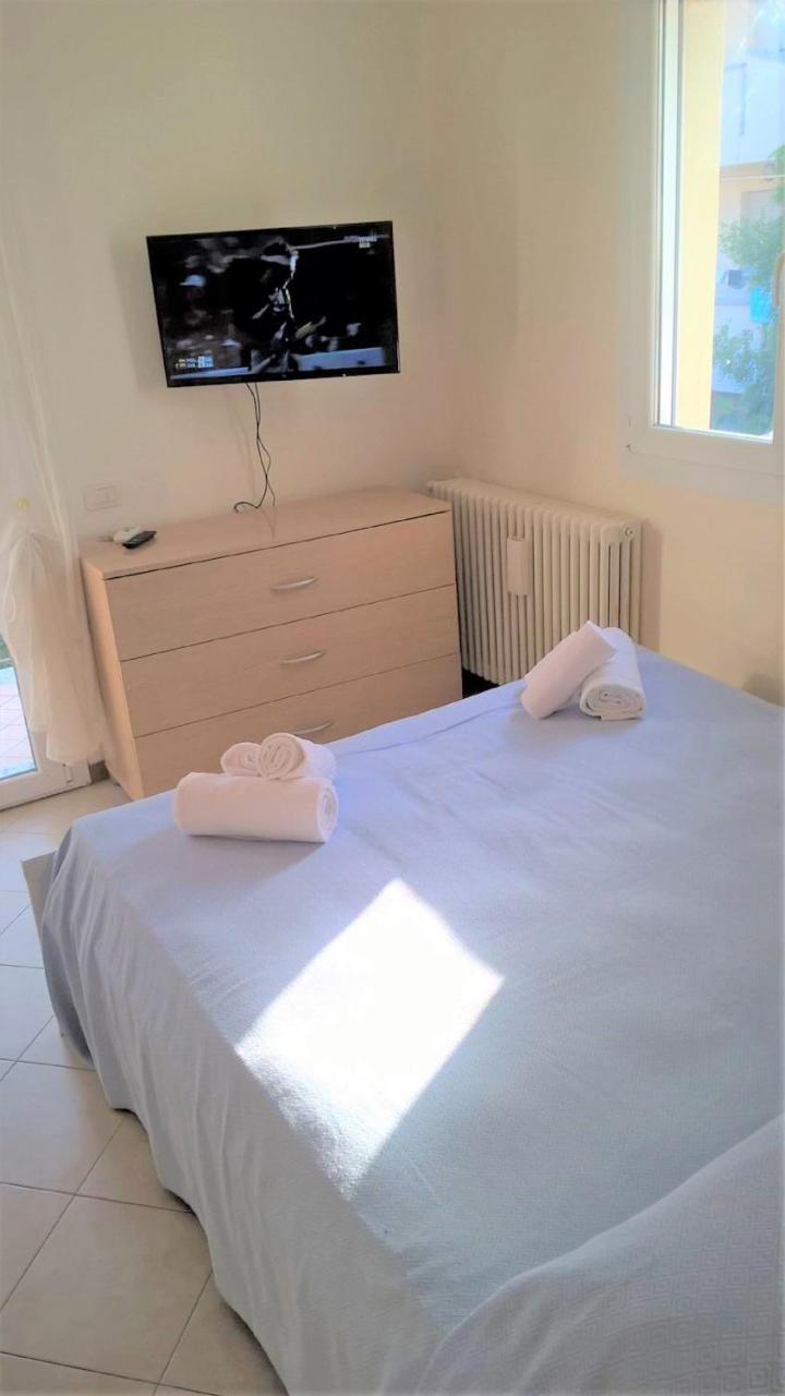 ريميني Residence Uno Studio&Suites المظهر الخارجي الصورة