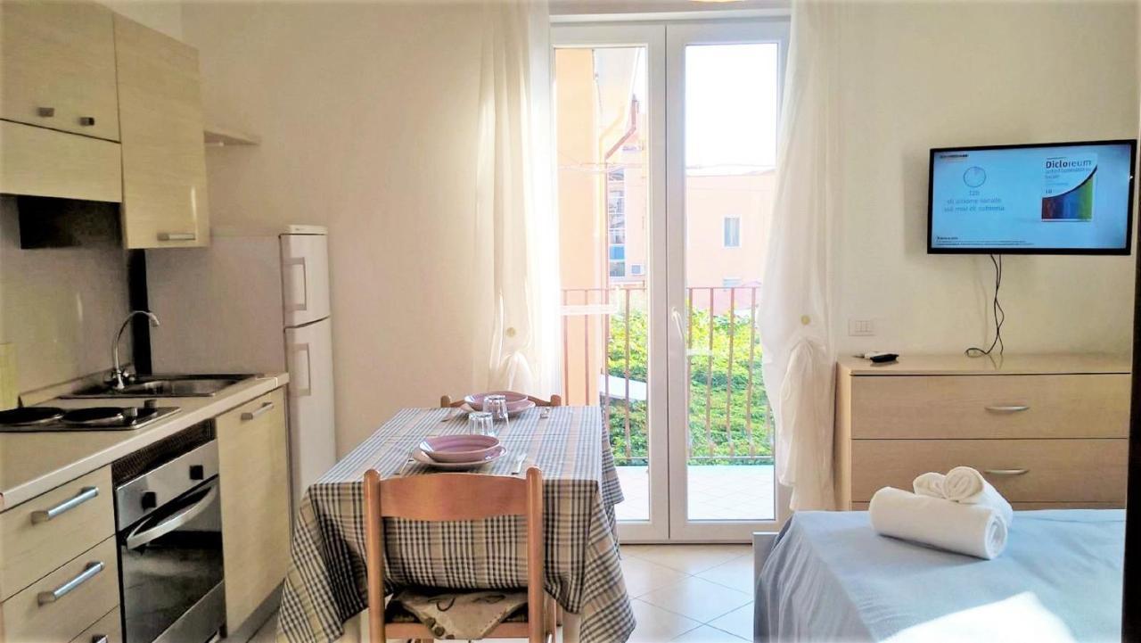 ريميني Residence Uno Studio&Suites المظهر الخارجي الصورة